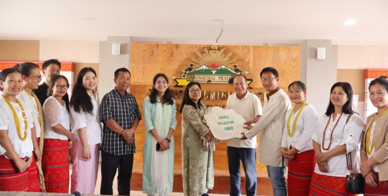 DC Ziro Distributes 10,000 Cloth Bags, Reinforces Commitment to ‘Plastic Free Ziro’ Initiative